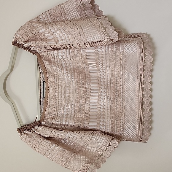 Alexis Women's Beige Finn Off Shoulder Lace Top Small Whimsy - Picture 6 of 17